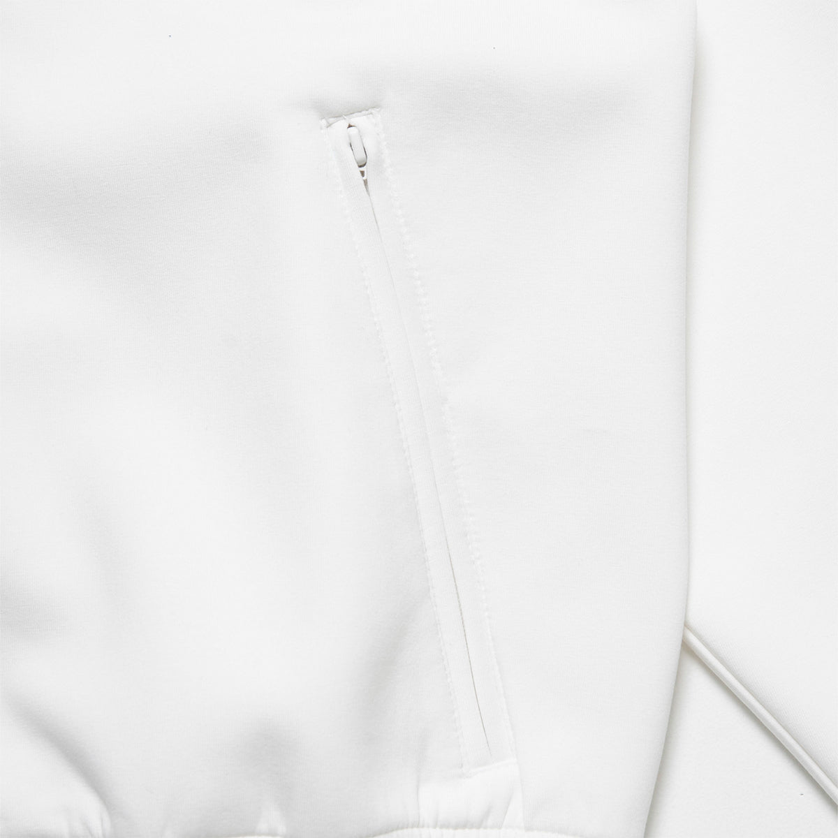【House Love】Flexible track jacket