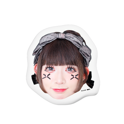 【ボンボンTV】推し活グッズ　ダイカットクッション（ゆめちゃん）